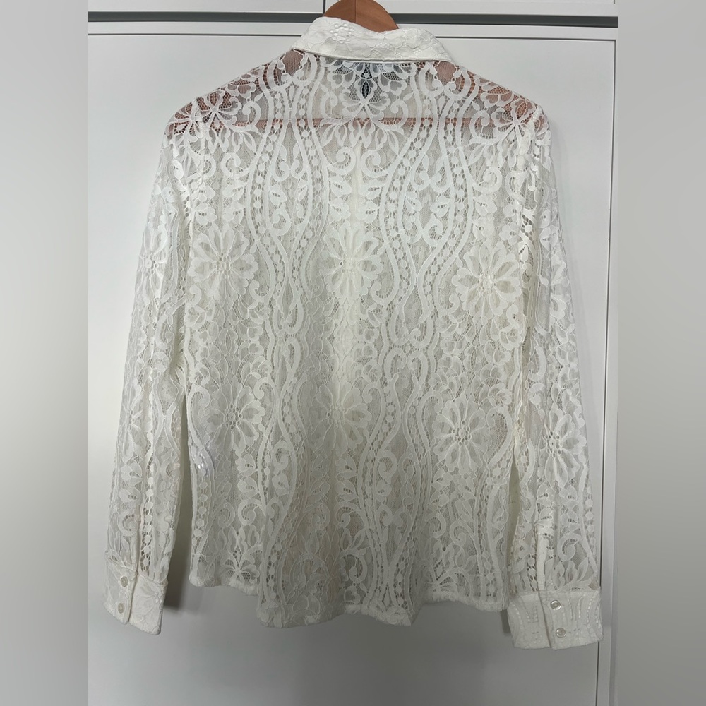 White House Black MarketLong Sleeve  Lace Button Down Shirt in Ecru Size Medium - Picture 5 of 7